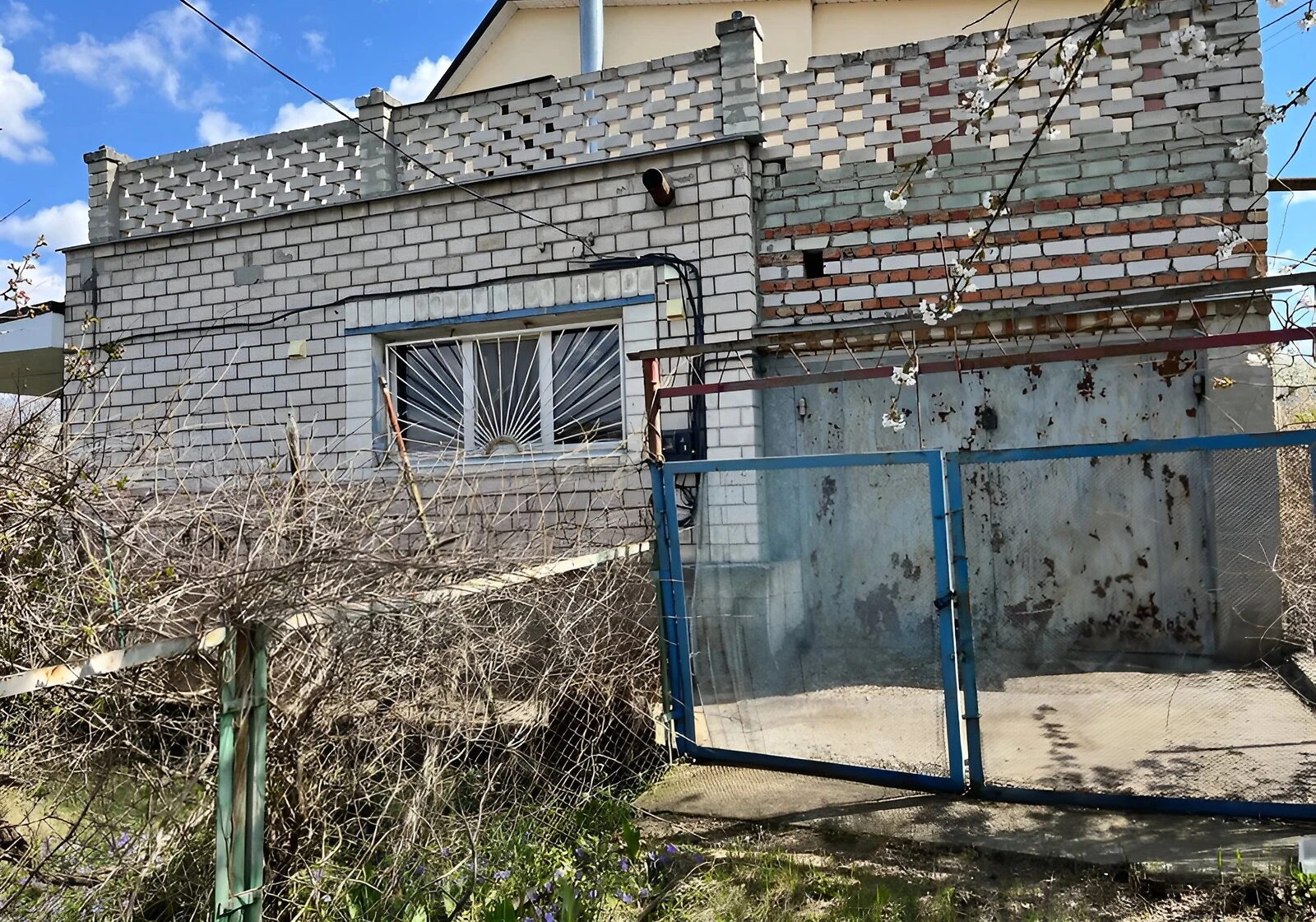 Дом, Баловное: дача, кирпичные стены, участок 8 соток - фото 3
