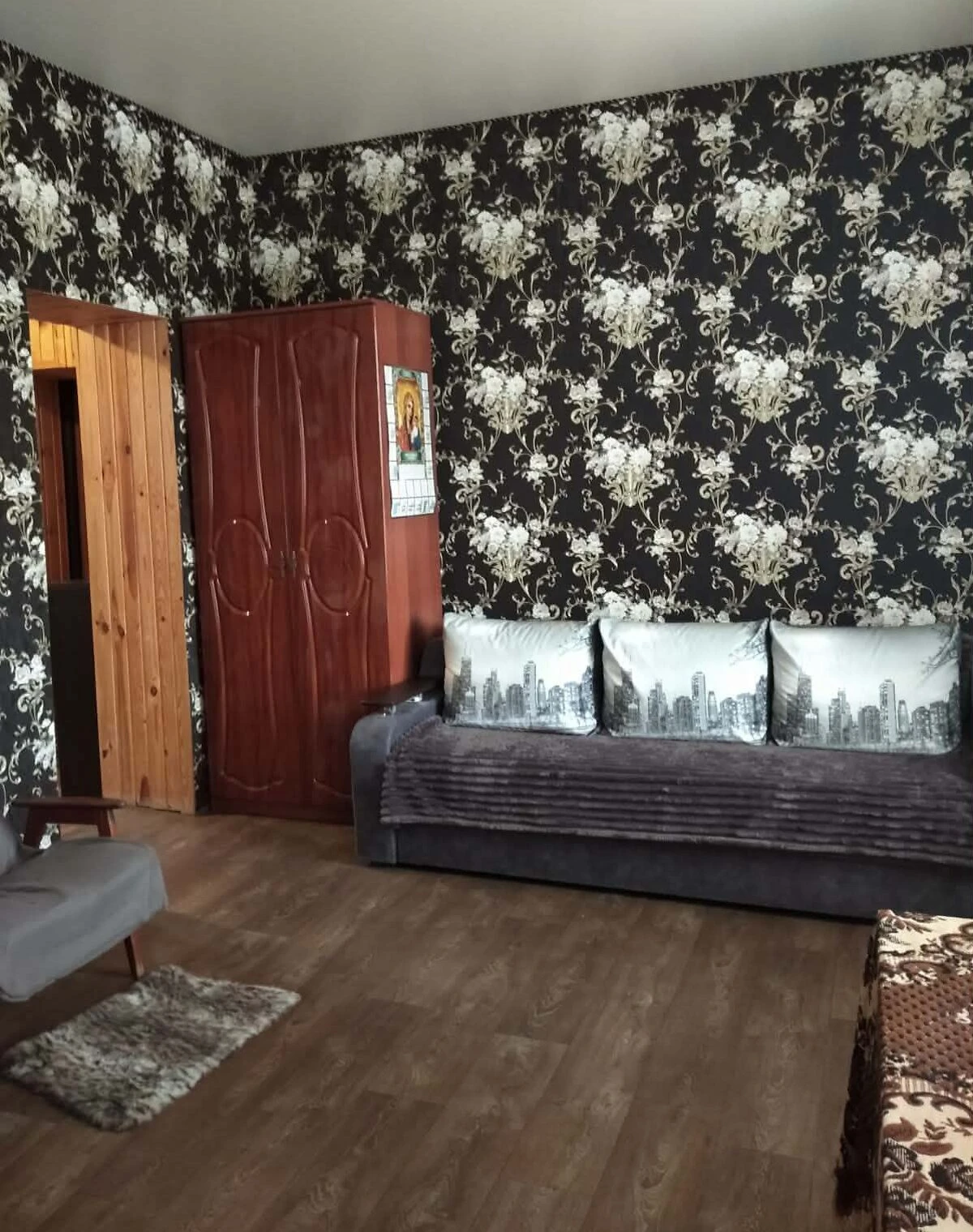 2-кімнатна квартира, Нові Білокоровичі: опалення без світла - фото 2