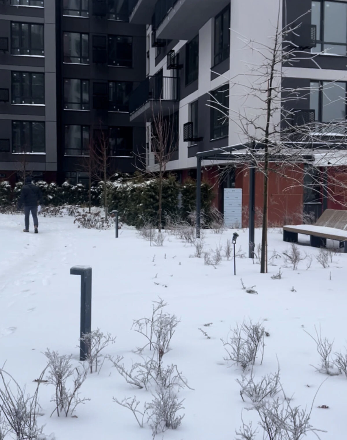 1-кімнатна квартира, Теремки-1: тераса, укриття в будинку - фото 3