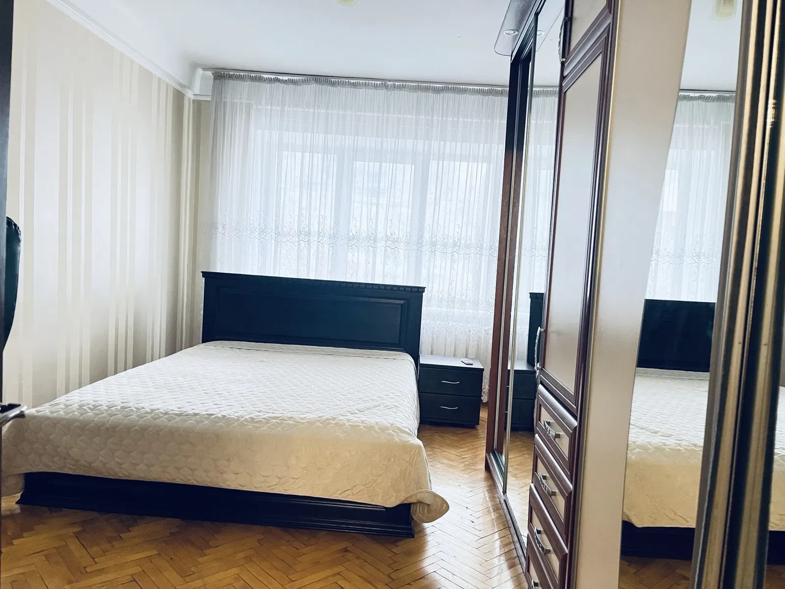 2-комнатная квартира, Печерский: для семьи, метро Выдубичи в 800 м - фото 1