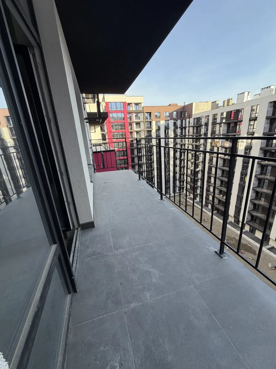 1-кімнатна квартира у ЖК Manhattan Up: басейн на даху, тераса - фото 1