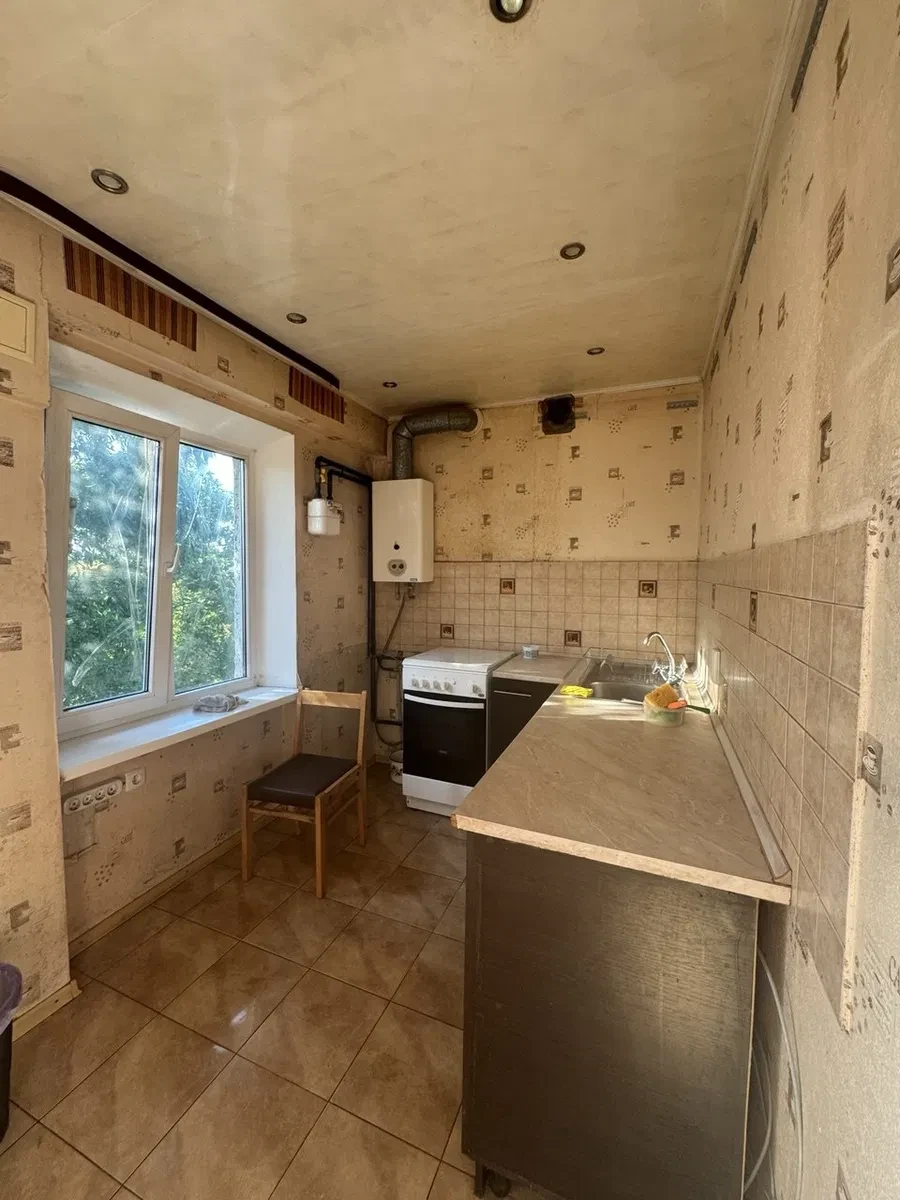 3-кімнатна квартира, Центральний: кухня-студія, косметичний ремонт, фото 4