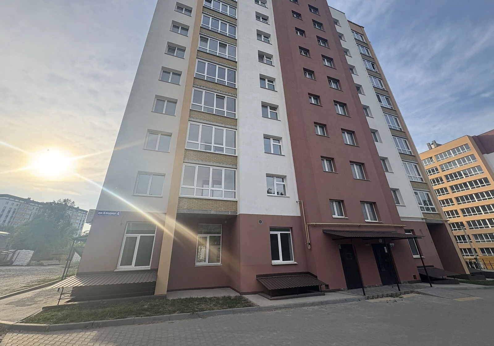 3-комнатная квартира, Выставка: сдача в 2026 году, закрытый двор - фото 1