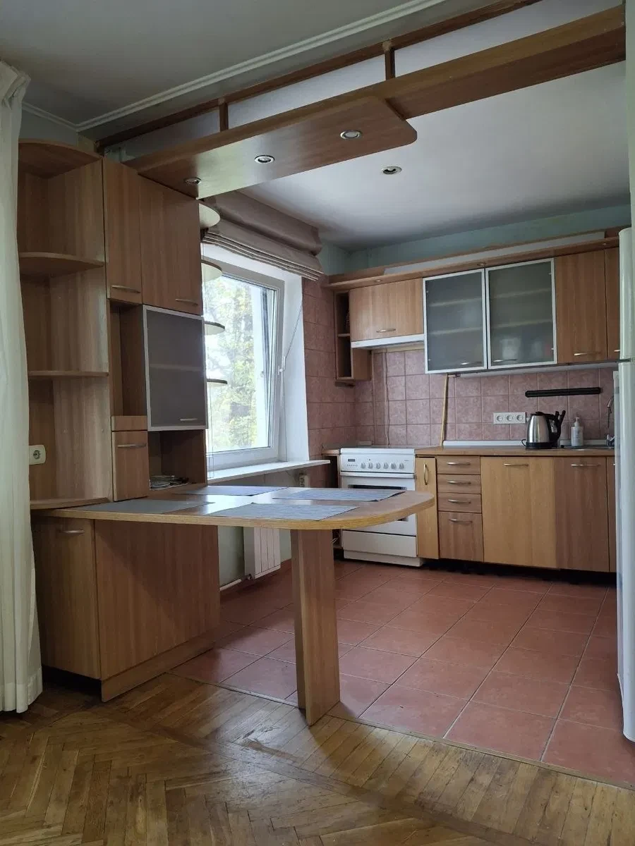 2-кімнатна квартира, Хаджибейський: для сім'ї, інтернет і тепло - фото 2