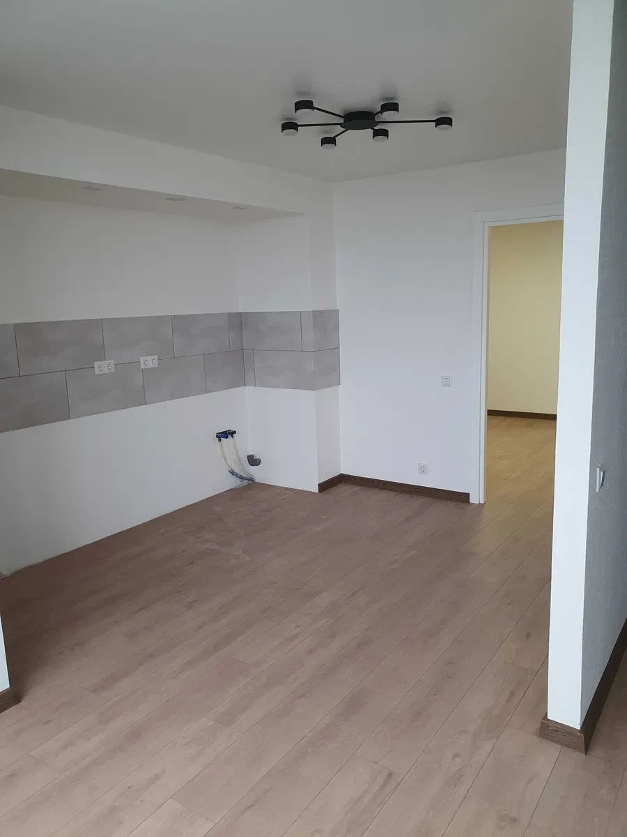 2-кімнатна квартира, Черкаси: євроремонт, центр міста, фото 2