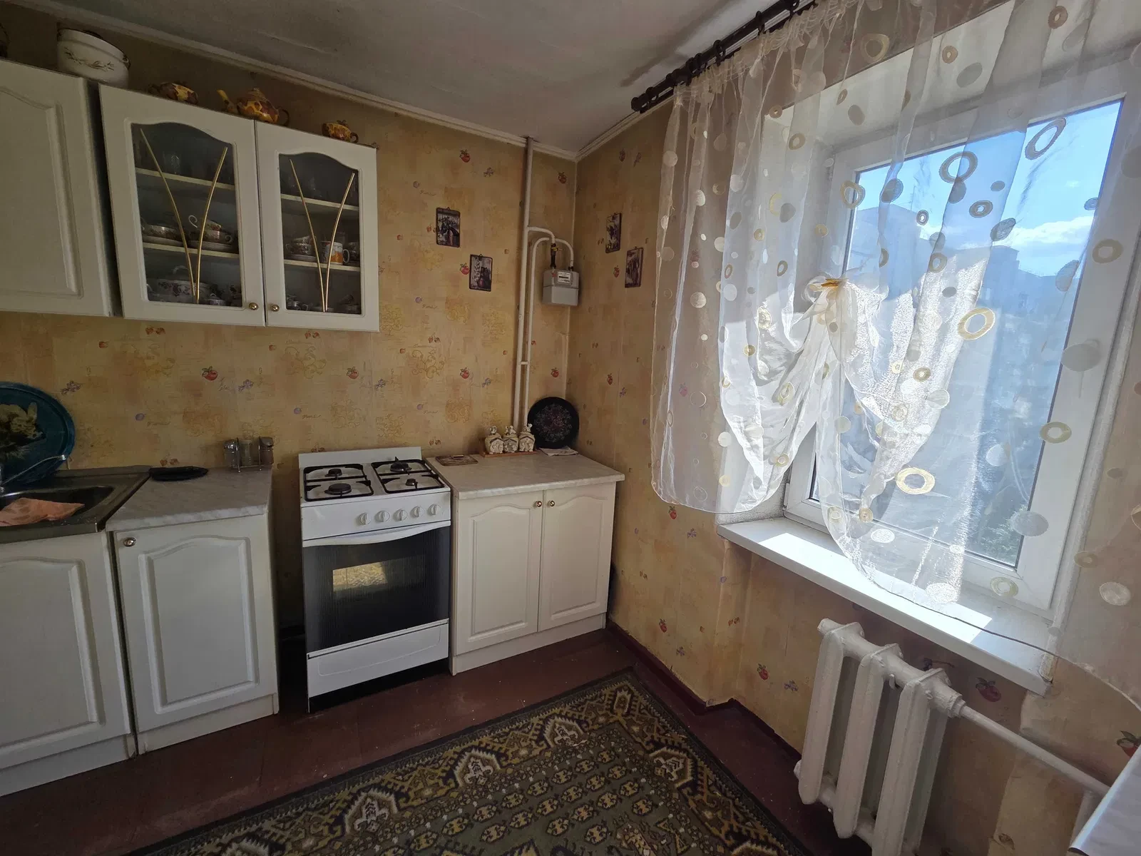 2-кімнатна квартира, Амур-Нижньодніпровський: косметичний ремонт