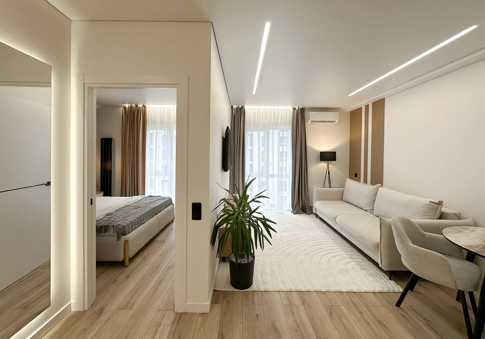 1-кімнатна квартира, Голосіїв: кухня 20 м², переуступка - фото 2