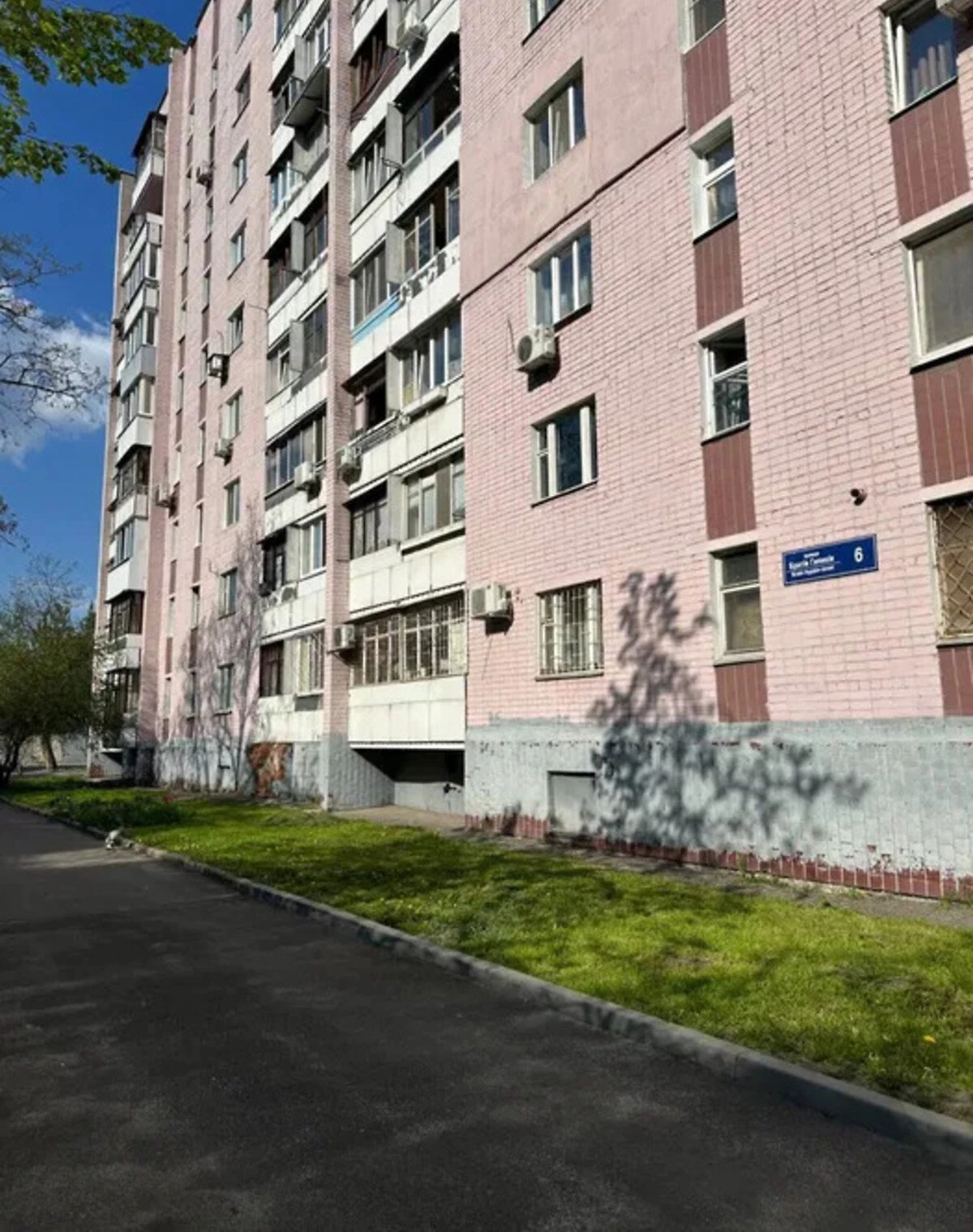 5-кімнатна квартира, Слобідський - фото 1