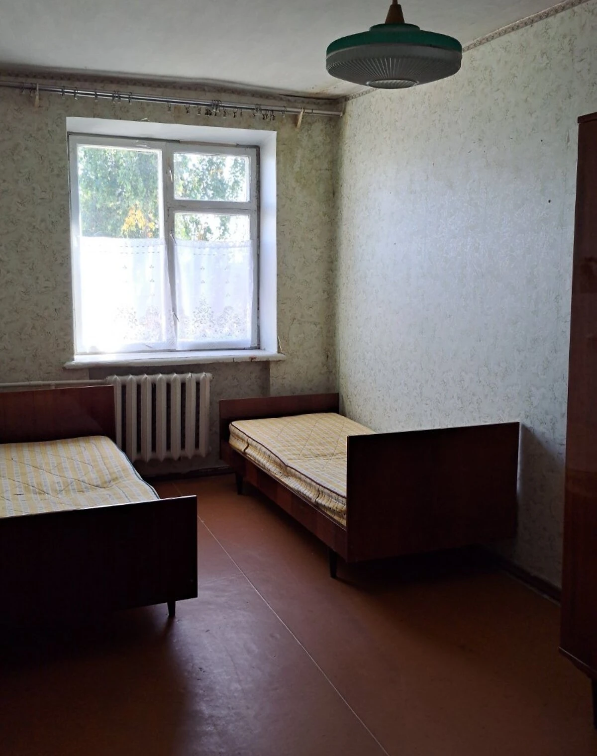 3-кімнатна квартира, Холодні Яри: косметичний ремонт, цегляні стіни - фото 2
