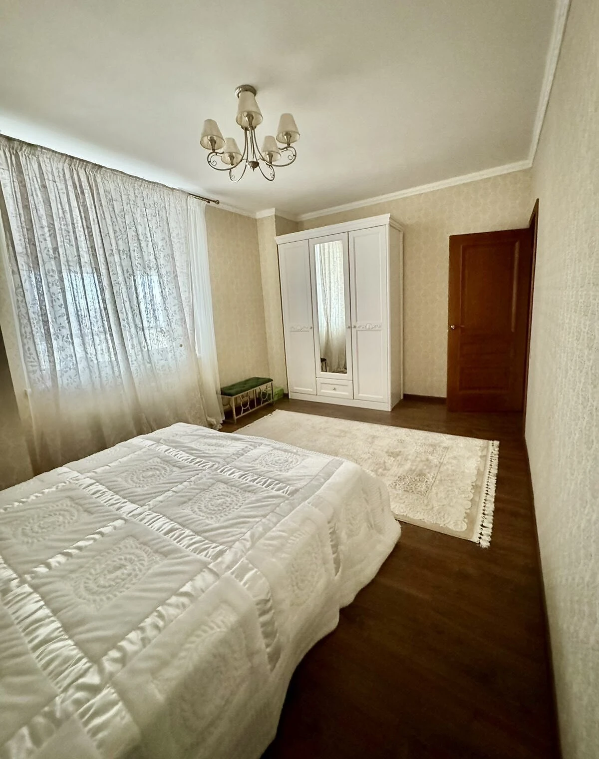 4-комнатная квартира, Черноморск: евроремонт, отопление без света - фото 4