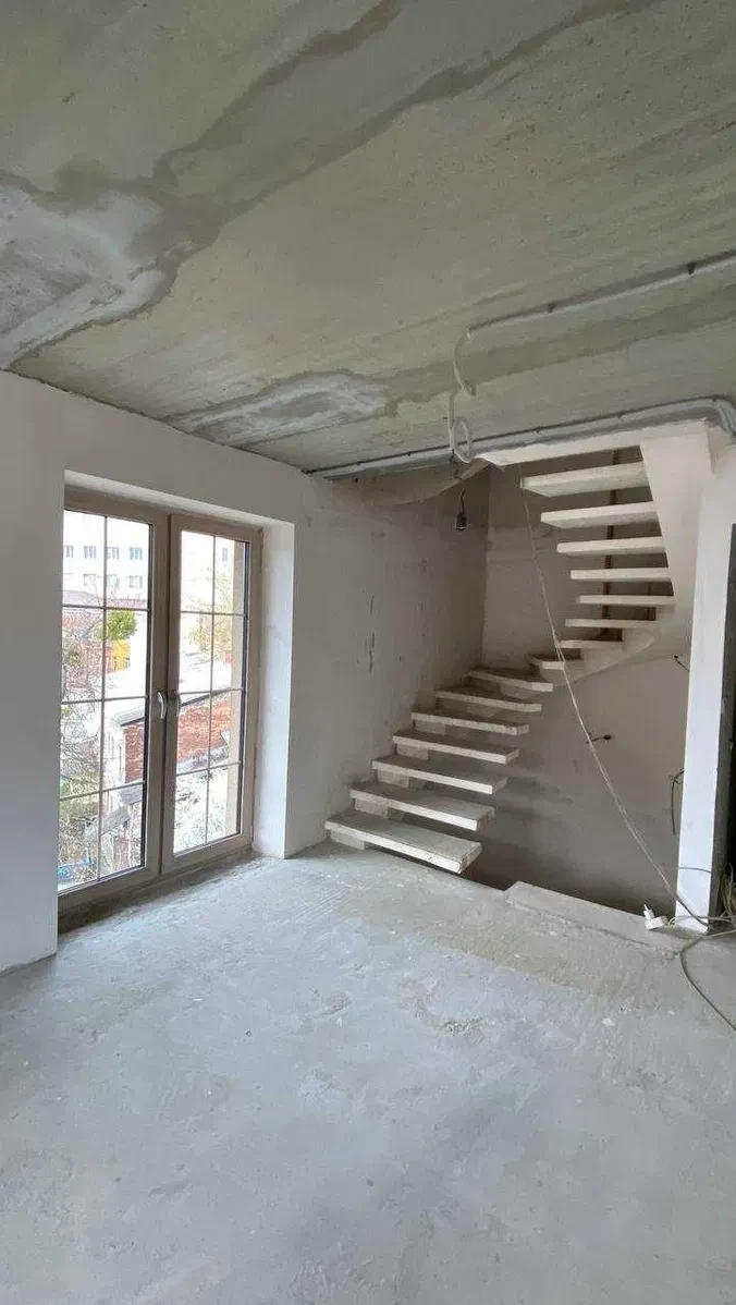 3-кімнатна квартира, Новобаварський: тераса 54 м², три рівні - фото 1