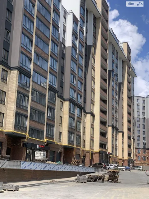 1-кімнатна квартира, вул. Домбровського: новобудова, цегляні стіни - фото 2