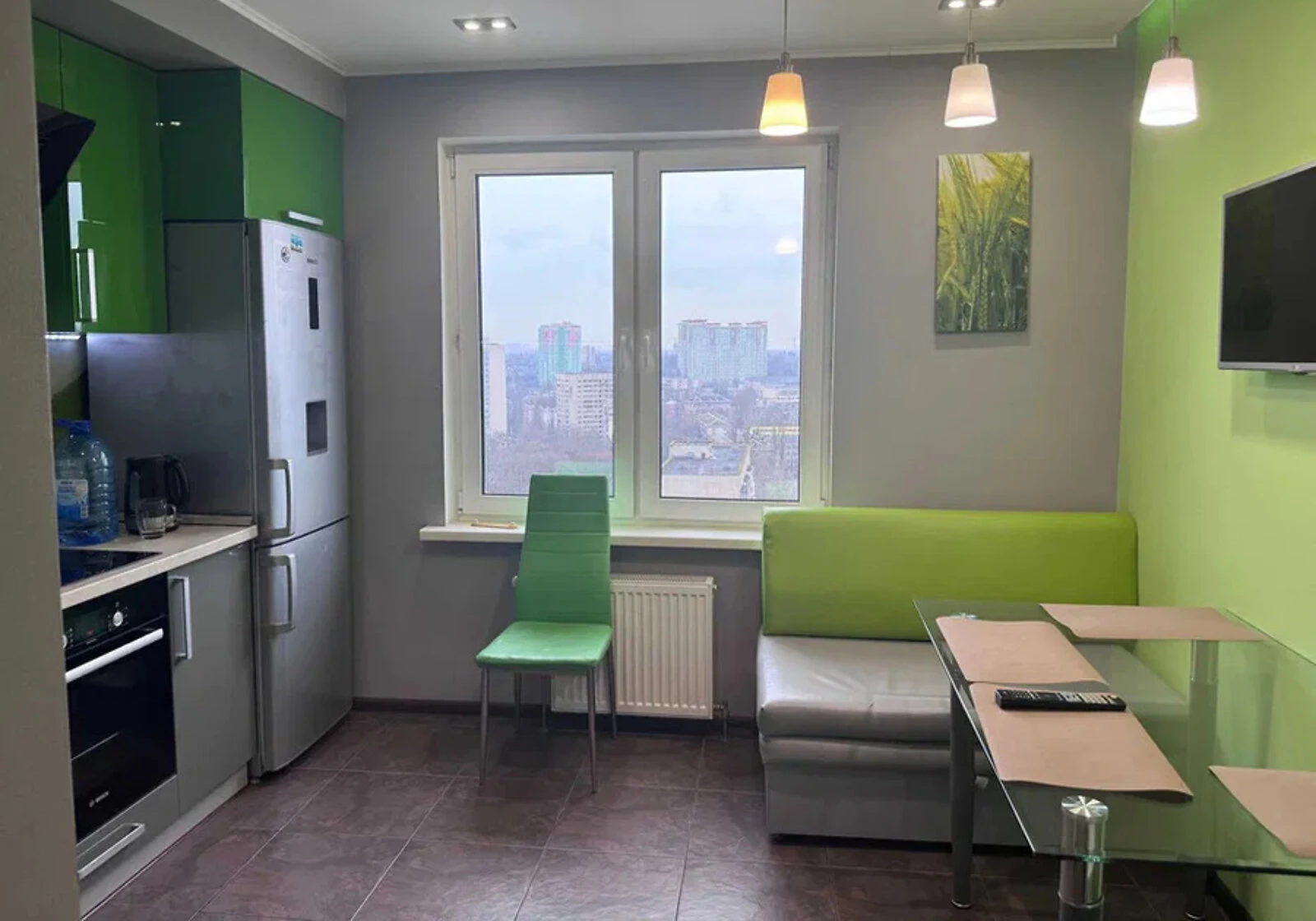 2-кімнатна квартира, Гарматна: дизайнерський ремонт, опалення без світла - фото 1