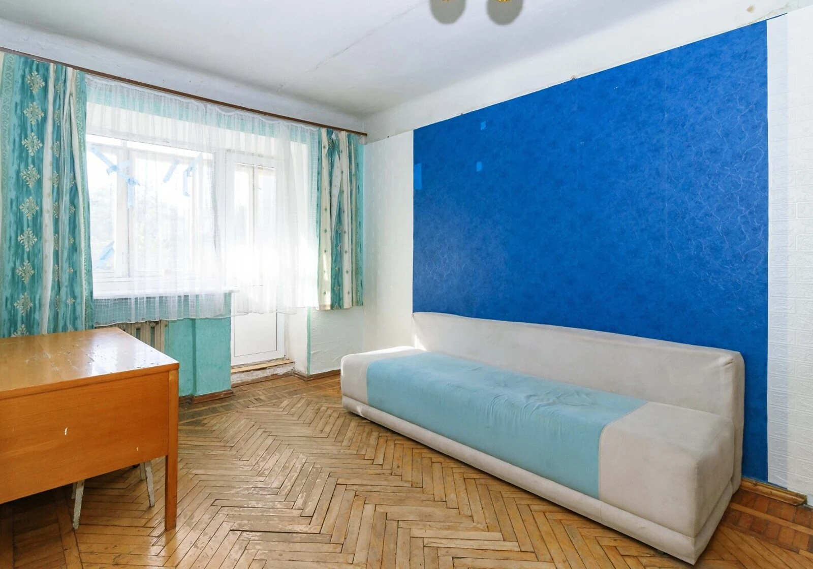 2-кімнатна квартира, Нивки: косметичний ремонт, поруч зі школою
