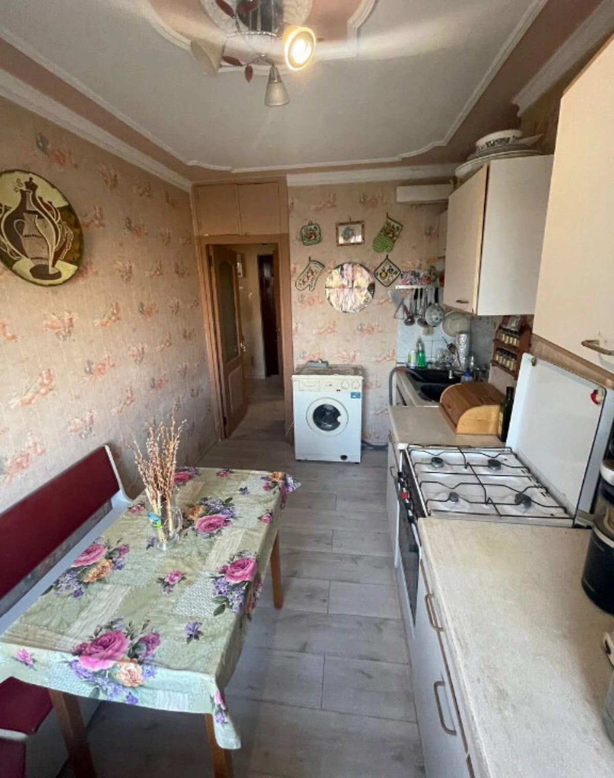 3-кімнатна квартира, Соборний: школа поруч, торг - фото 4