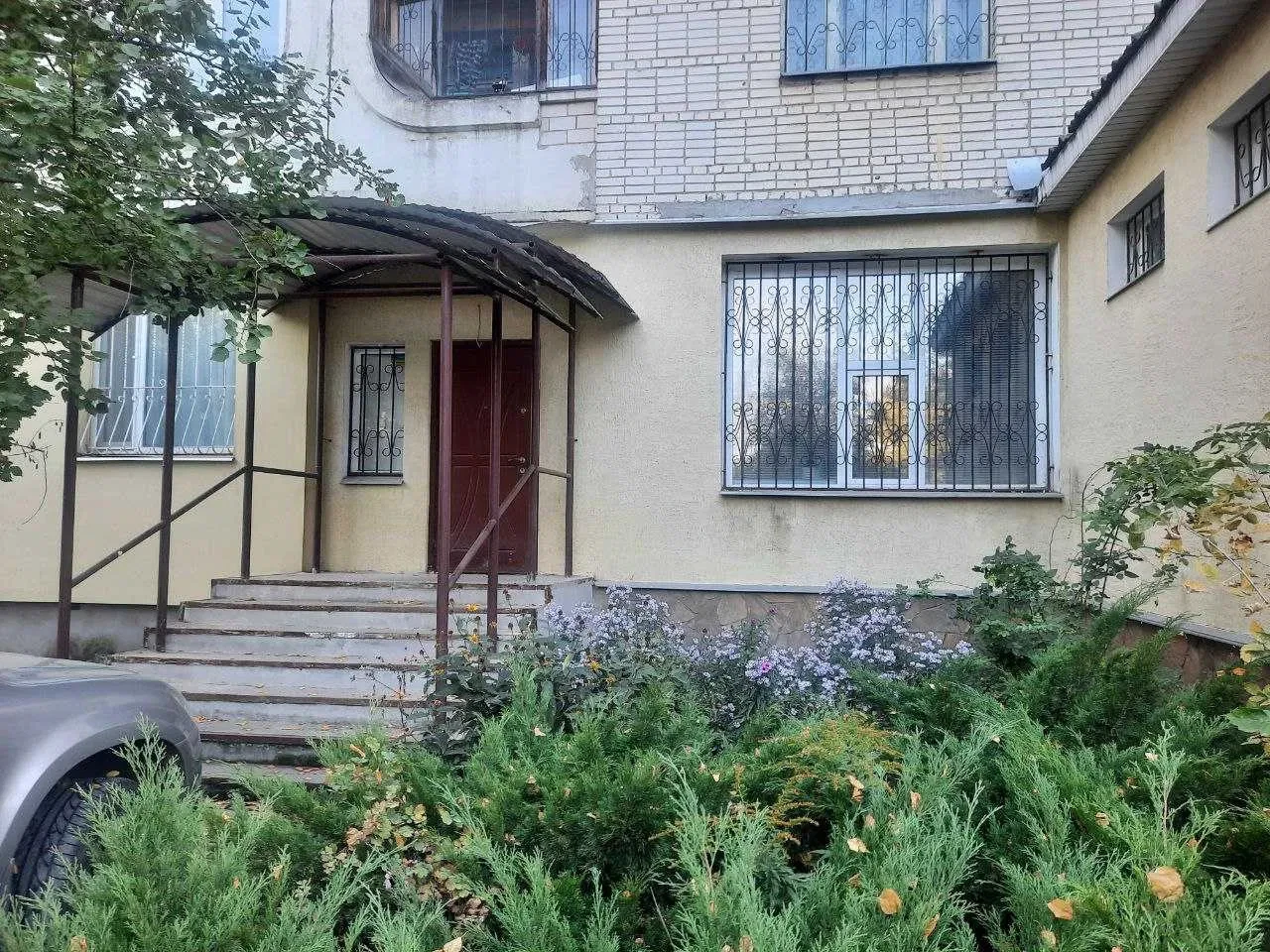 3-кімнатна квартира, Суми: окремий вхід, гараж, вихід до річки - фото 1