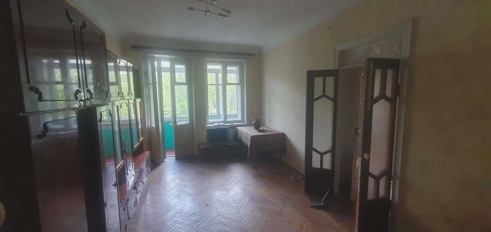 Сталінка, Печерський: метро 50 м, балкон, цегляний будинок - фото 3