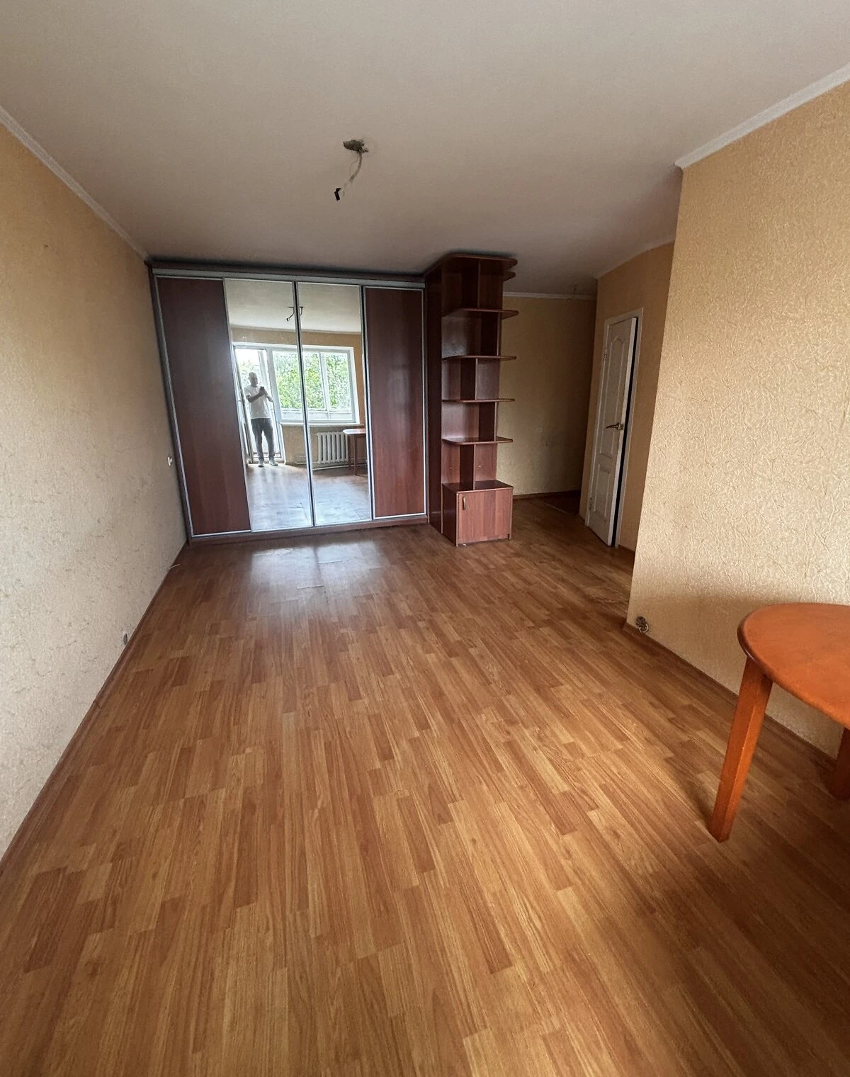 1-кімнатна квартира, Слов'янка: опалення без світла, цегляні стіни - фото 5