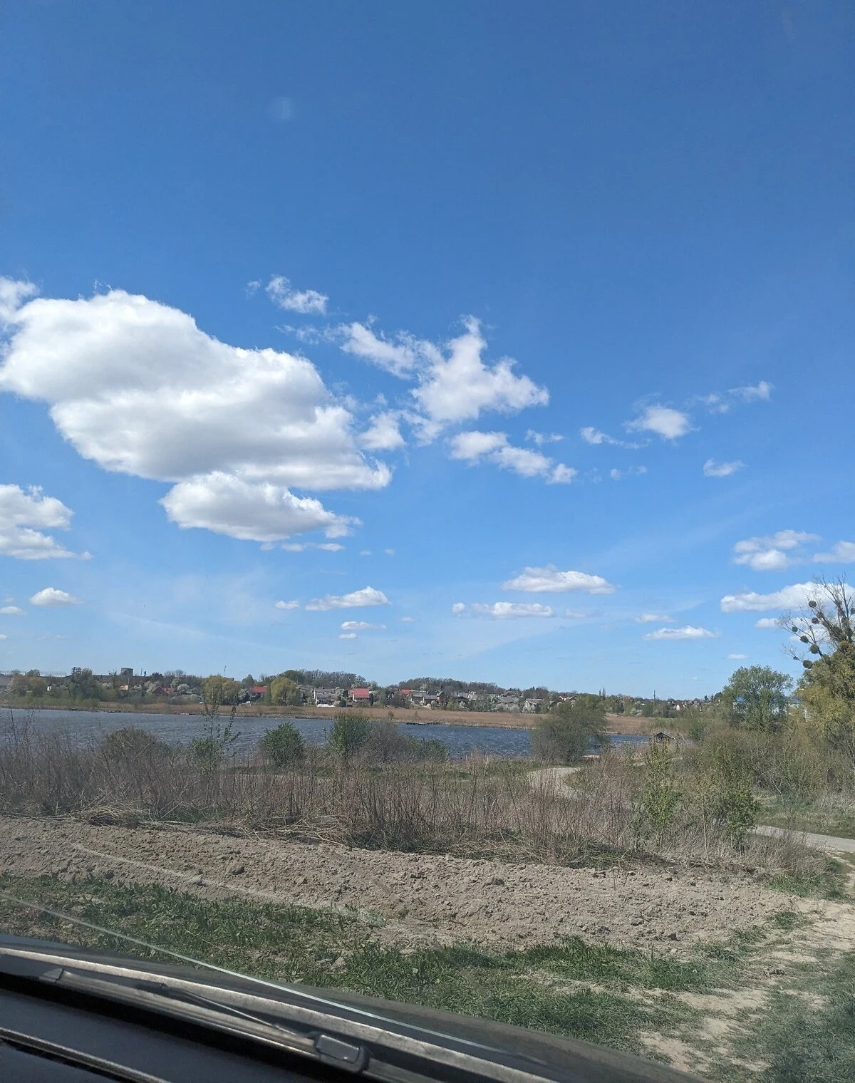 Ділянка 10 соток, Городок: під житлову забудову, природне озеро - фото 1