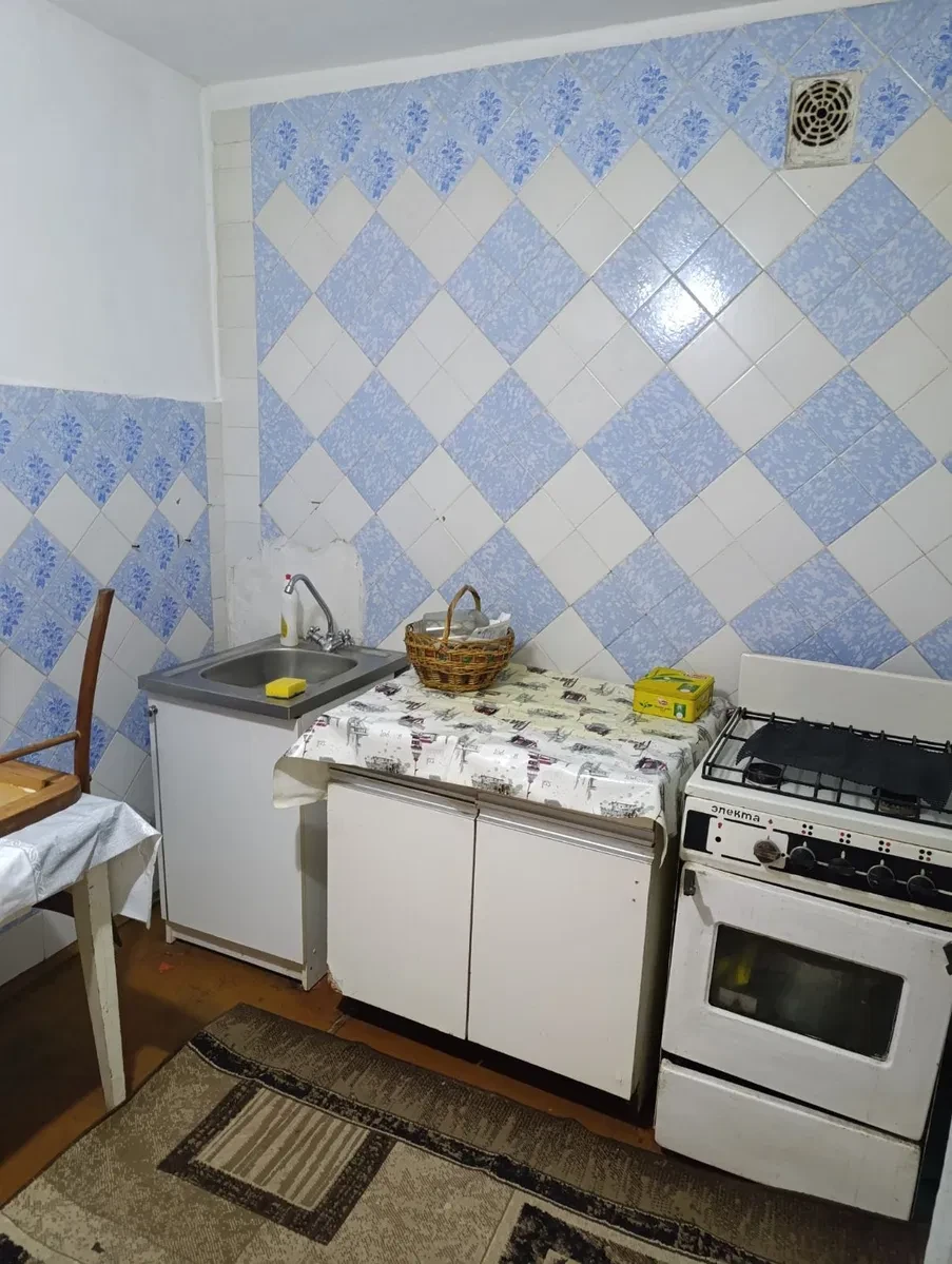 1-кімнатна квартира, Славута: школа номер 1, працює водопостачання - фото 2