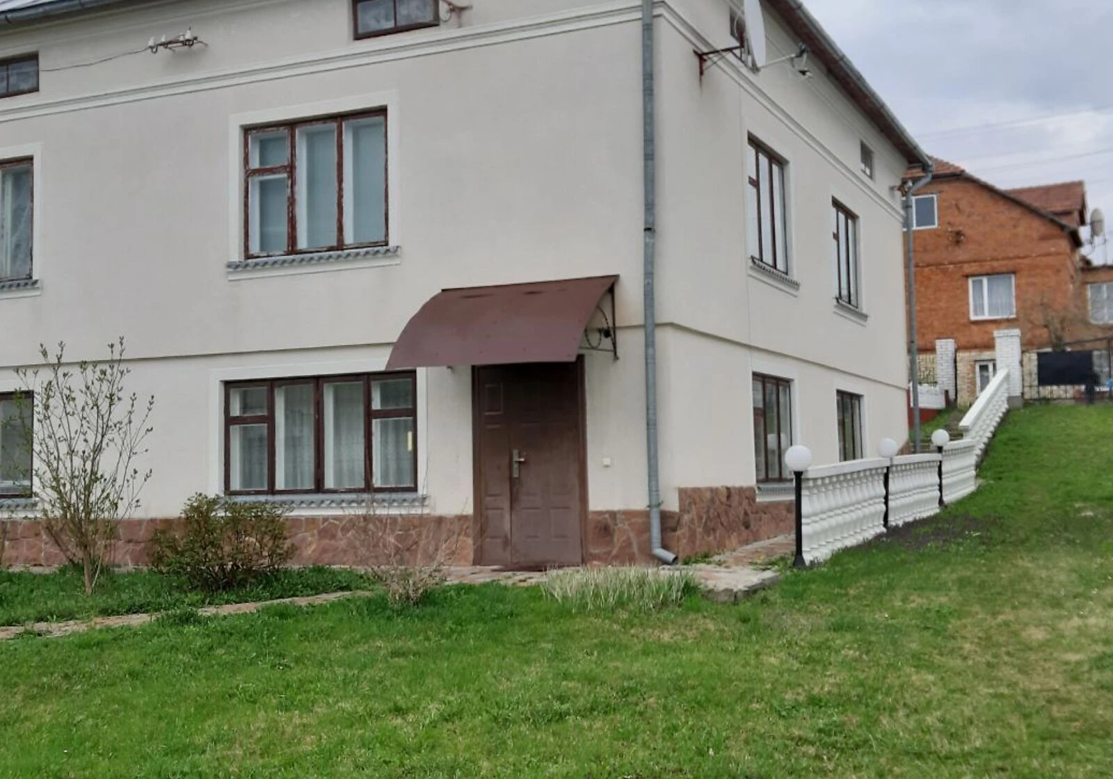 Будинок, Жовнівка: ділянка 30 соток, гараж у дворі, торг - фото 1
