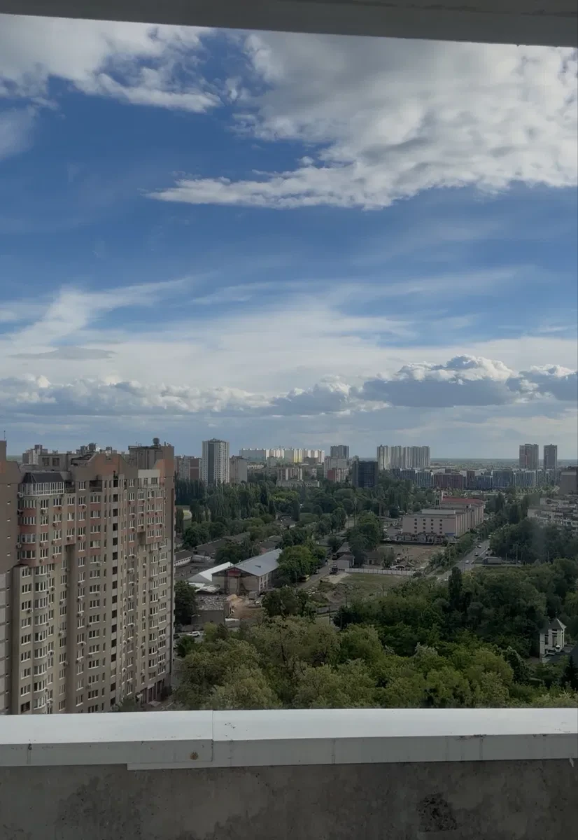 2-кімнатна квартира у ЖК Еврика: вид на Київ, чистовий ремонт, фото 2