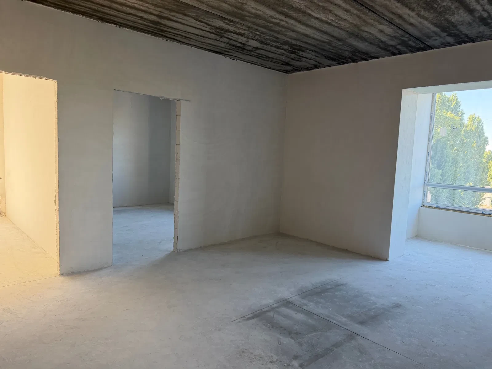 3-комнатная квартира, Кременчуг: кухня-студия 20 м², переуступка - фото 2