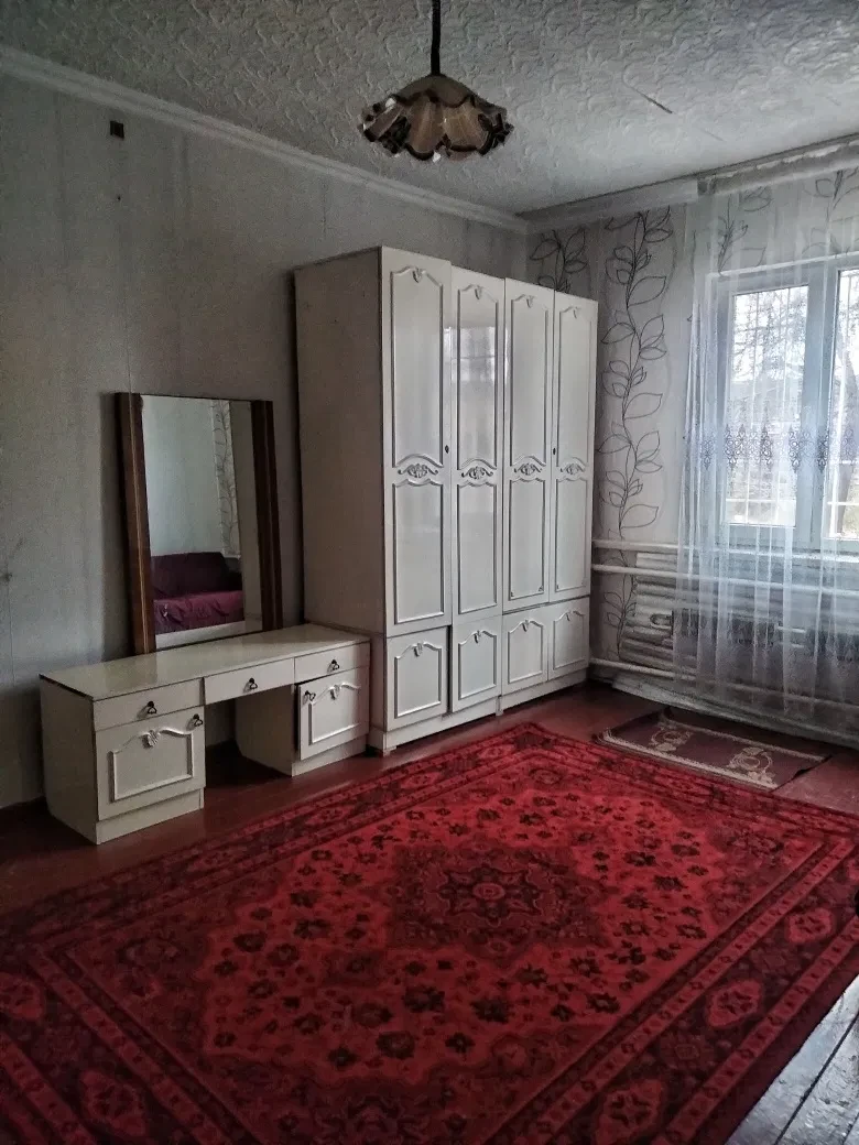 2-комнатная квартира, Нововолынск: отдельный вход, парковка - фото 1