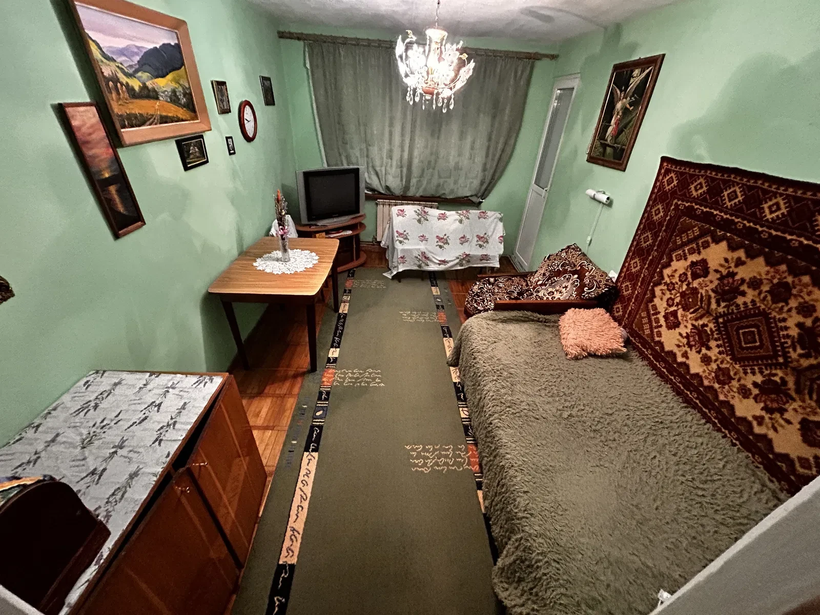 4-кімнатна квартира, Воловець: двоконтурний котел, меблі й техніка, фото 5
