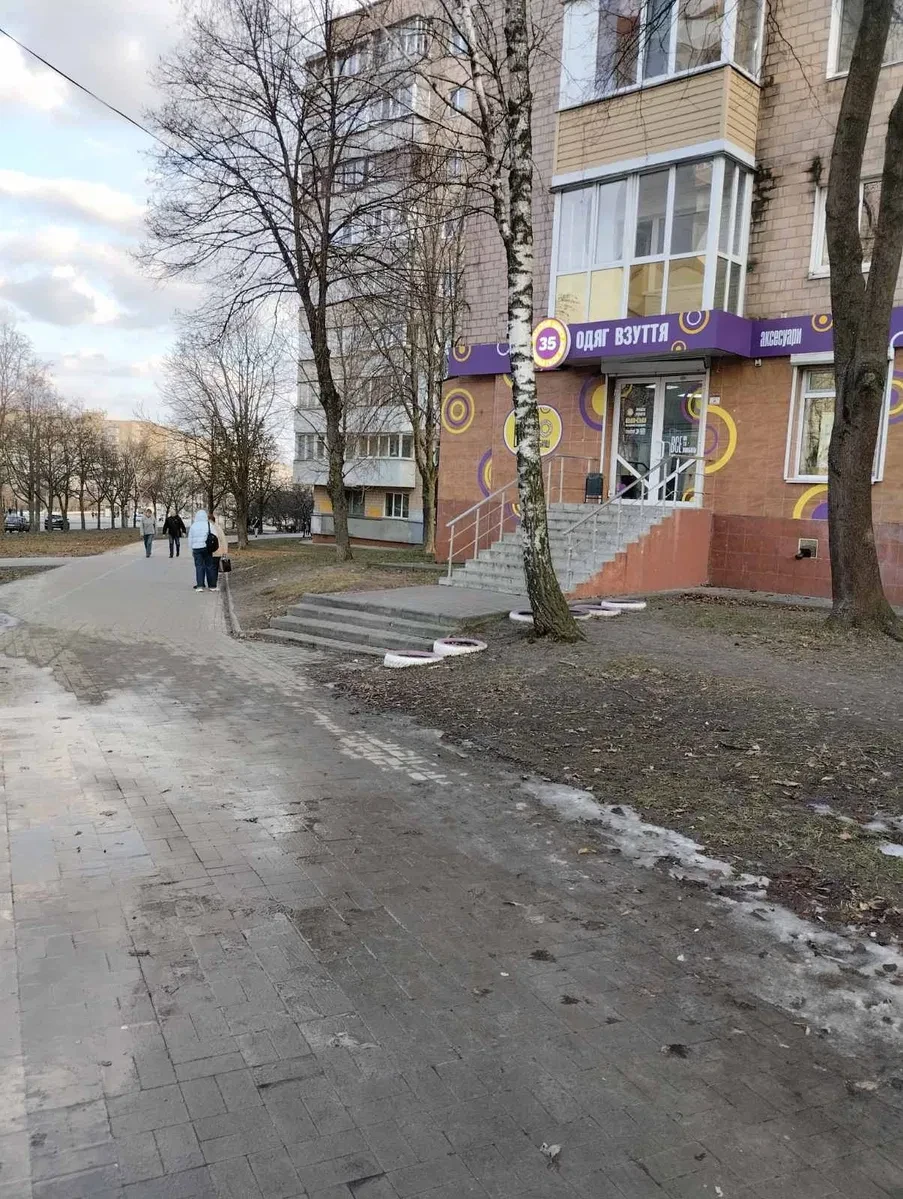 Магазин на Лук'яненко: прохідне місце, гарна видимість - фото 2
