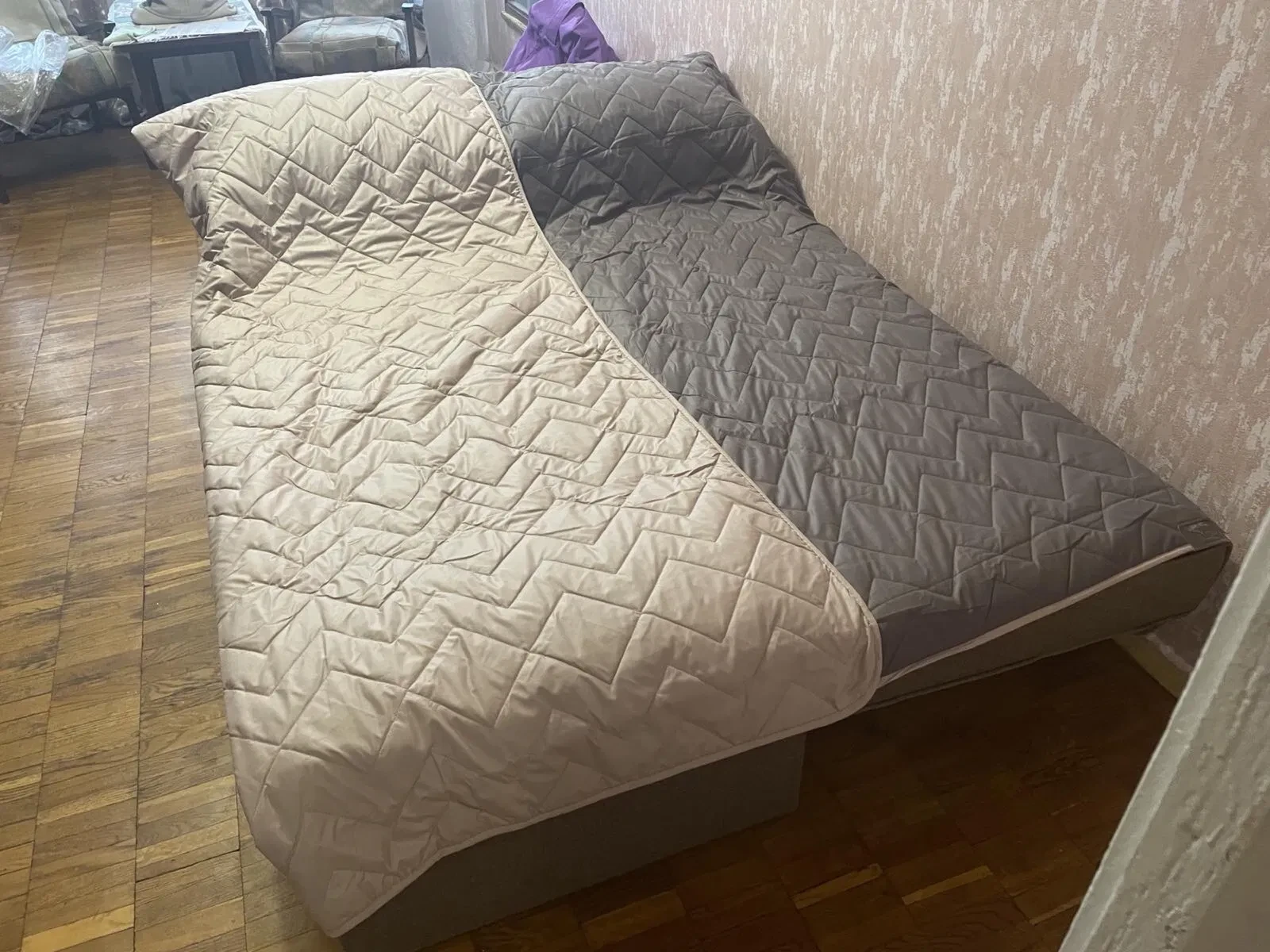 1-комнатная квартира в ЖК Галактіка: диван-кровать, окна во двор - фото 1