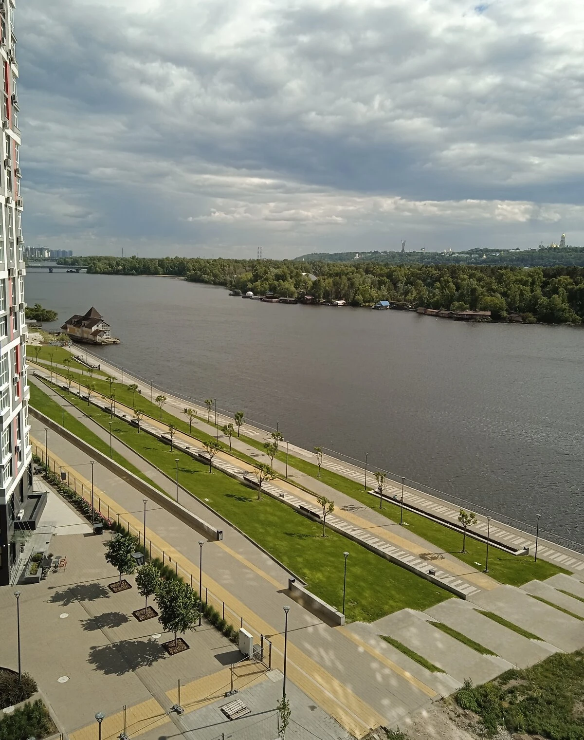 1-кімнатна квартира, Лівобережний Масив: панорамні вікна, автономна котельня - фото 1