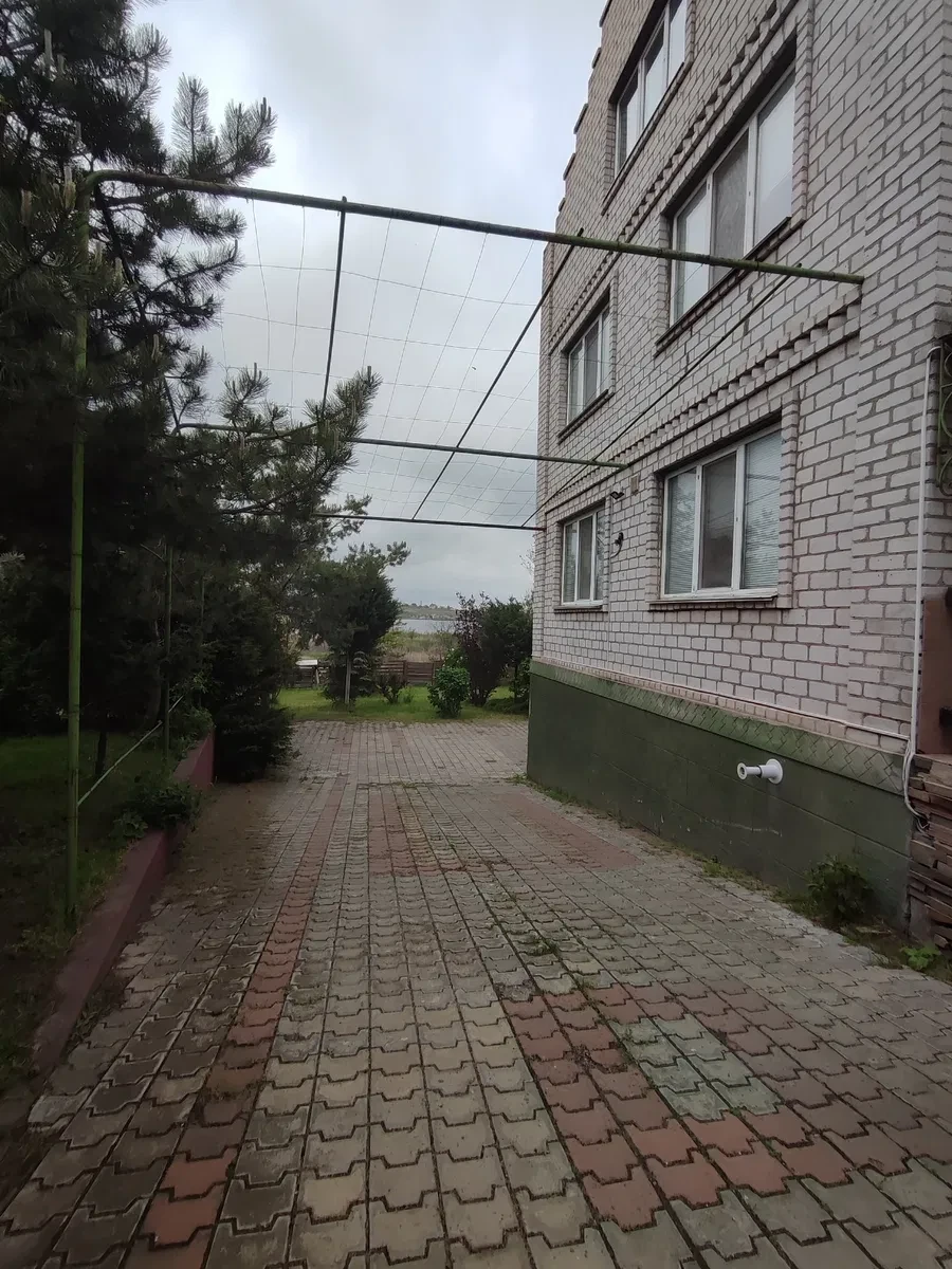 Будинок у Ракетній Рощі: два гаражі, тераса, річка за 50 м - фото 2