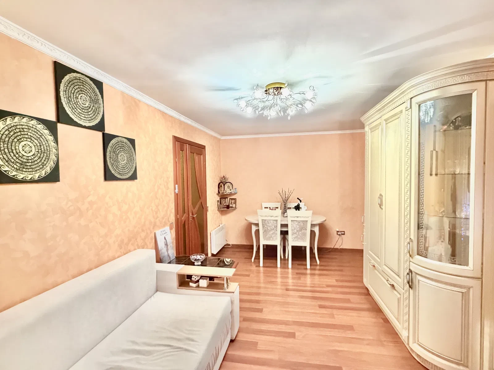 3-комнатная квартира, Садгора: подвал, застекленный балкон, фото 5