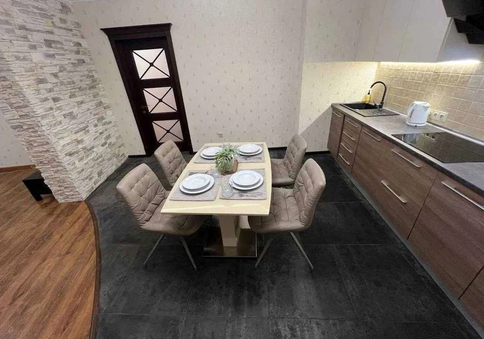 2-кімнатна квартира, Позняки: кухня-студія, ліфт працює без світла, фото 5