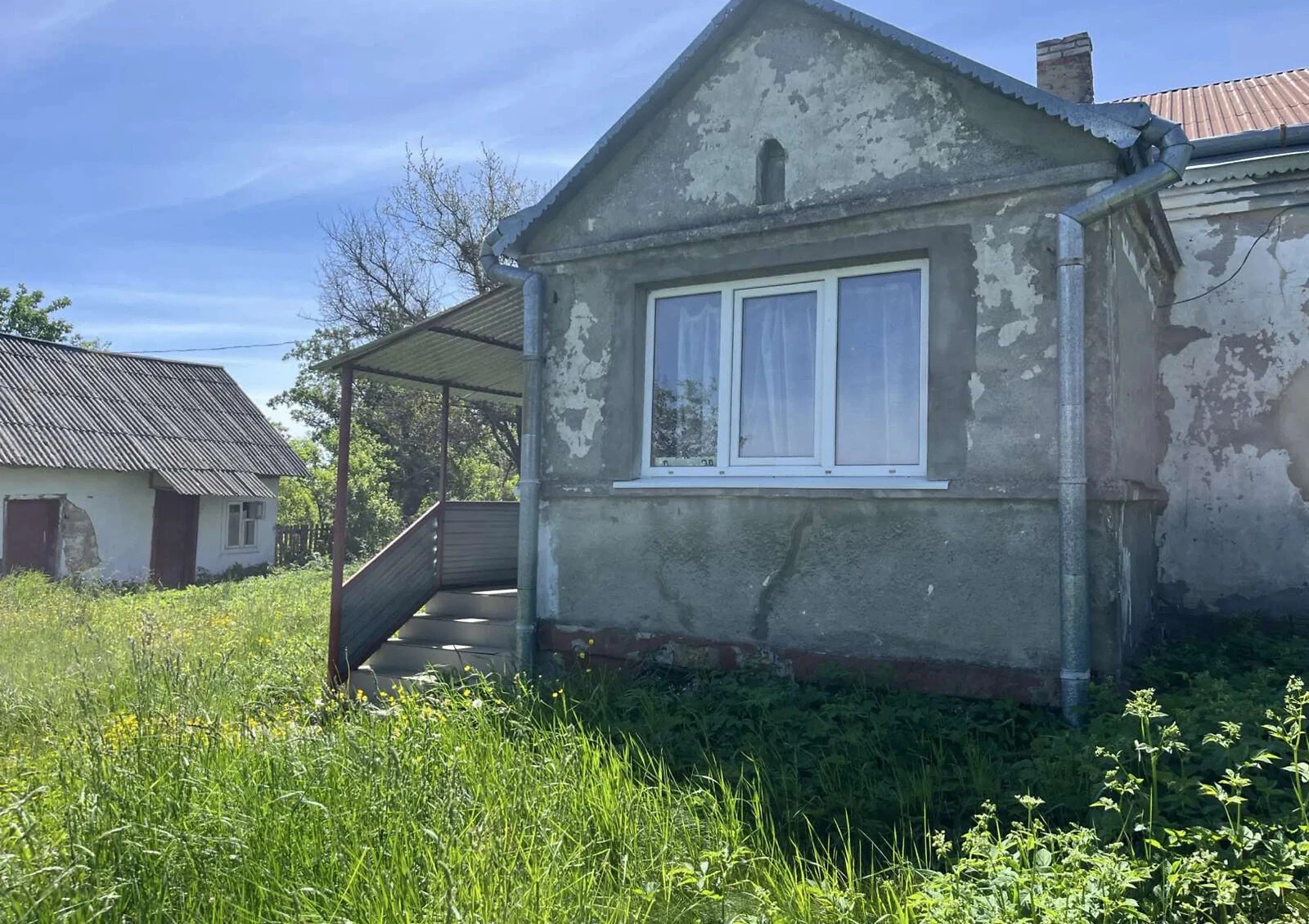 Дом, Возрождение: сад, кирпичные стены