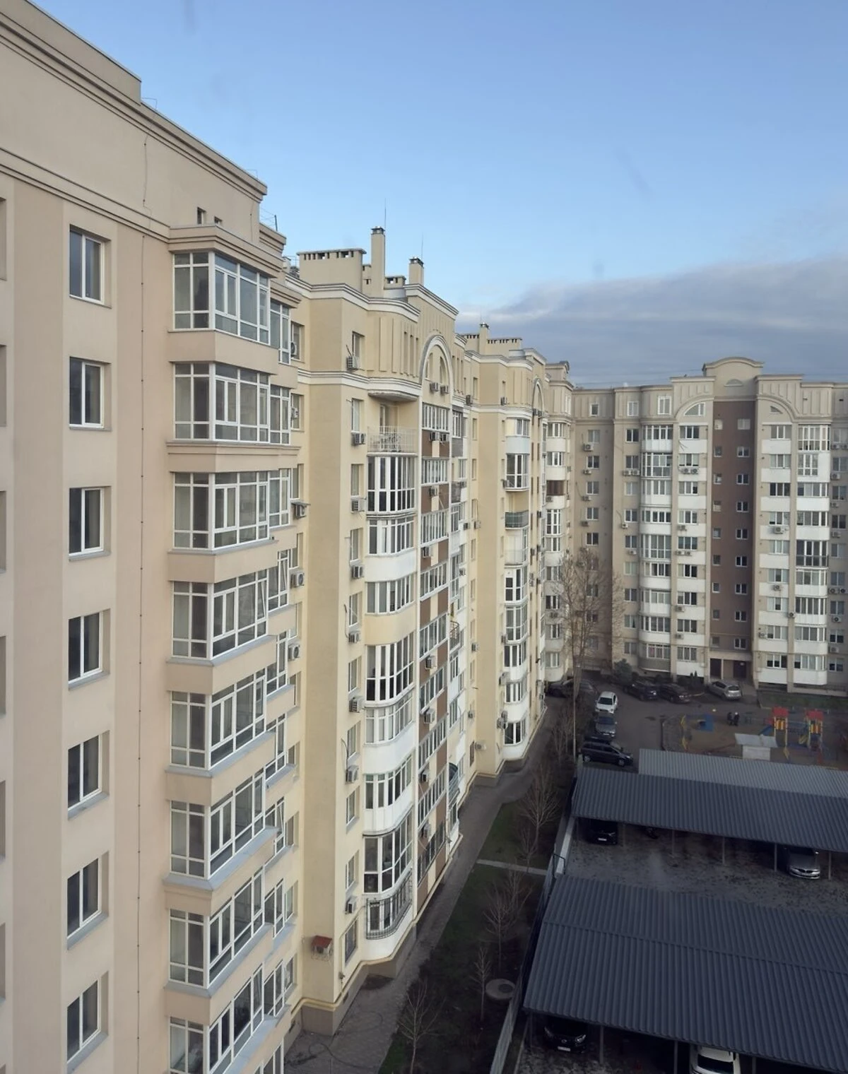 2-кімнатна квартира, Центральний: без оздоблення, панорамні вікна - фото 2