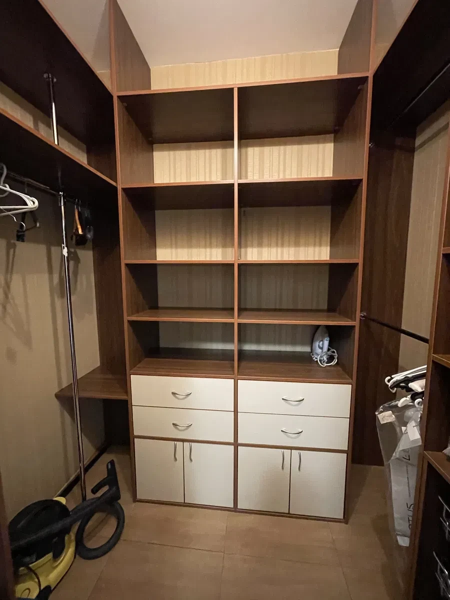 3-кімнатна квартира, Печерський: зарядна станція, кухня 45 м², паркінг, фото 5