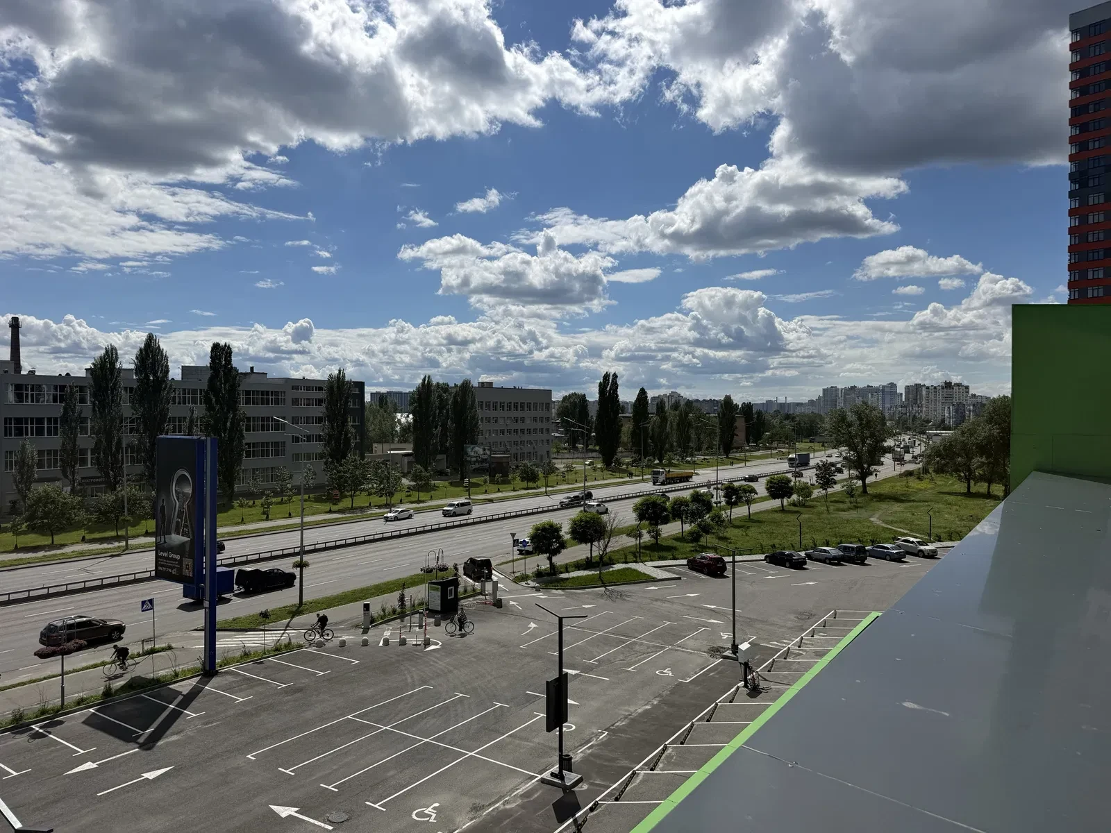 Приміщення у ЖК Olympic Park: окремий вхід, фасадне - фото 5