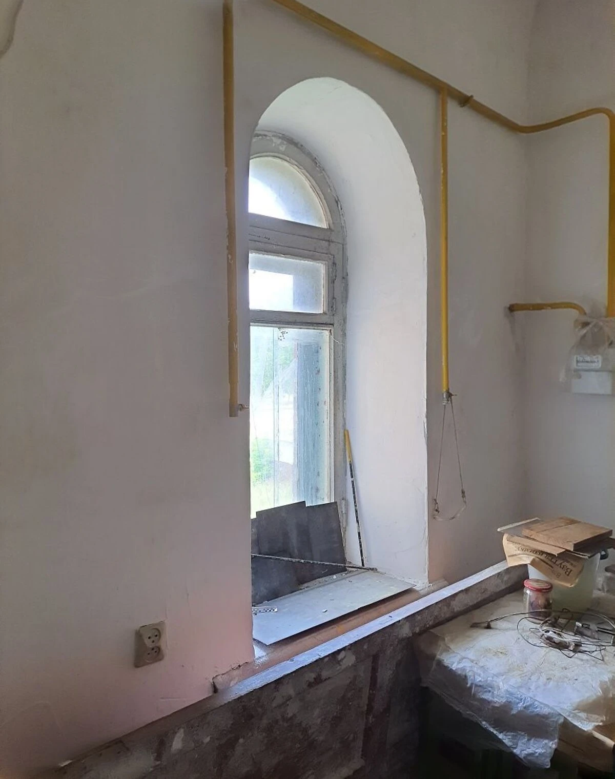 1-кімнатна квартира, Яреськи: чорнова штукатурка, стіни з цегли - фото 4