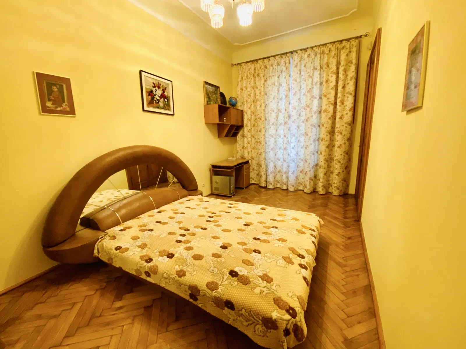 2-комнатная квартира, Галицкий: балкон 8,5 м, подвал-укрытие