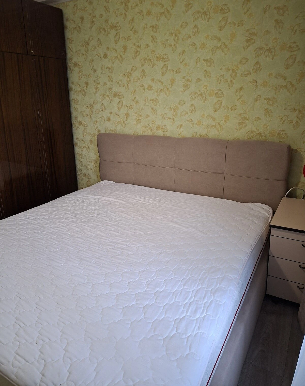 2-кімнатна квартира, Борщагівка: ремонт, комунальні 4000/1900 грн - фото 1
