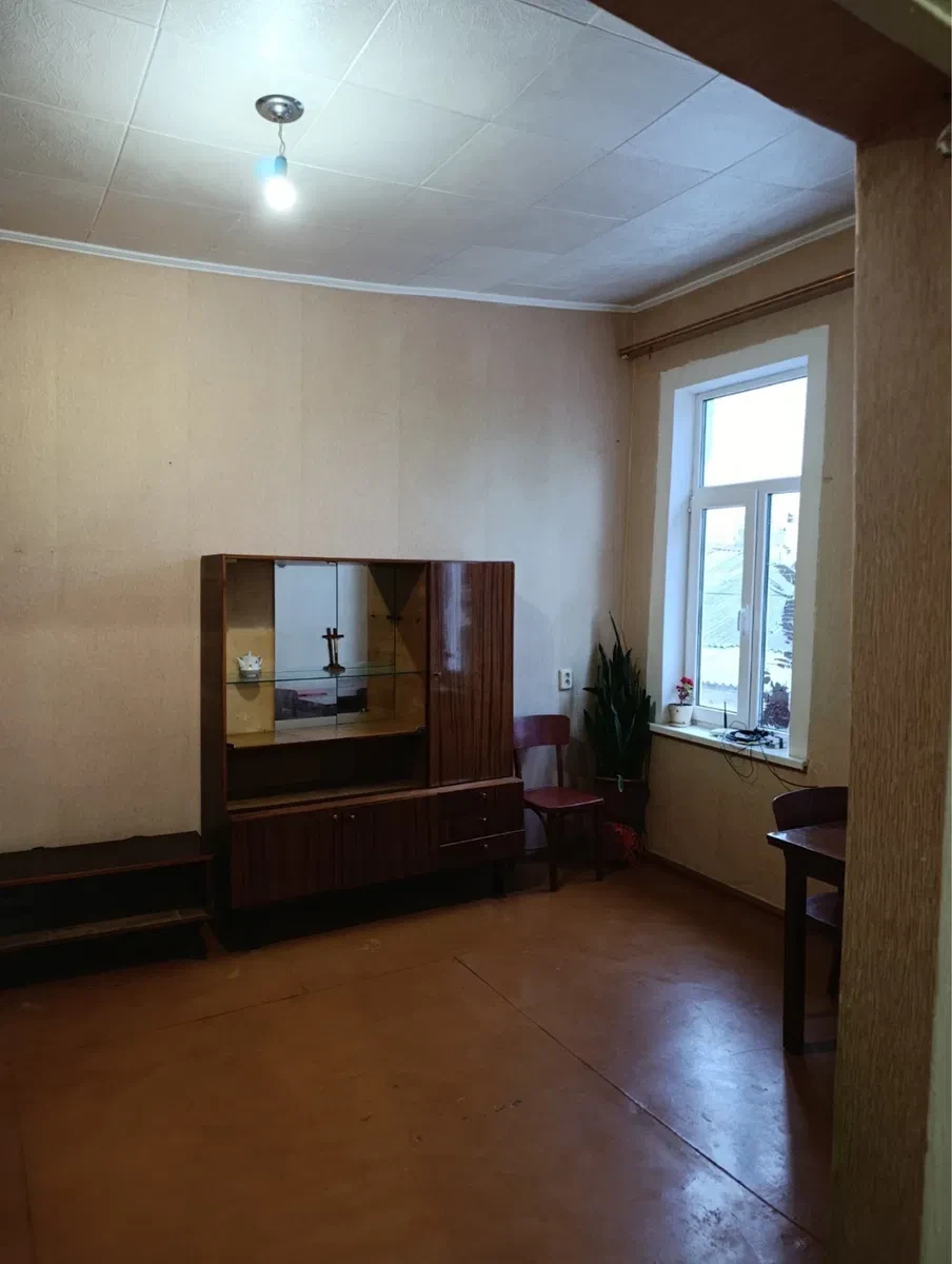 1-кімнатна квартира, Умань: автономне газове опалення, окремий вхід, фото 2