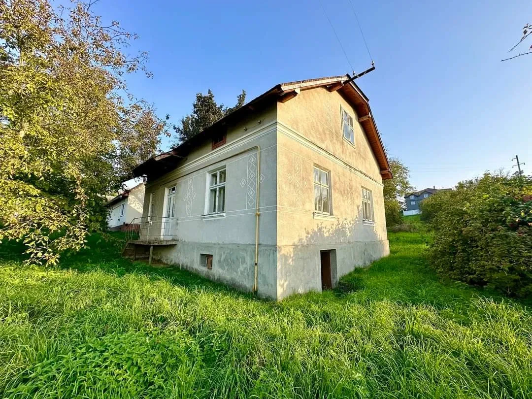Будинок, Почаєвичі: 31 сотка, гараж, літня кухня - фото 1