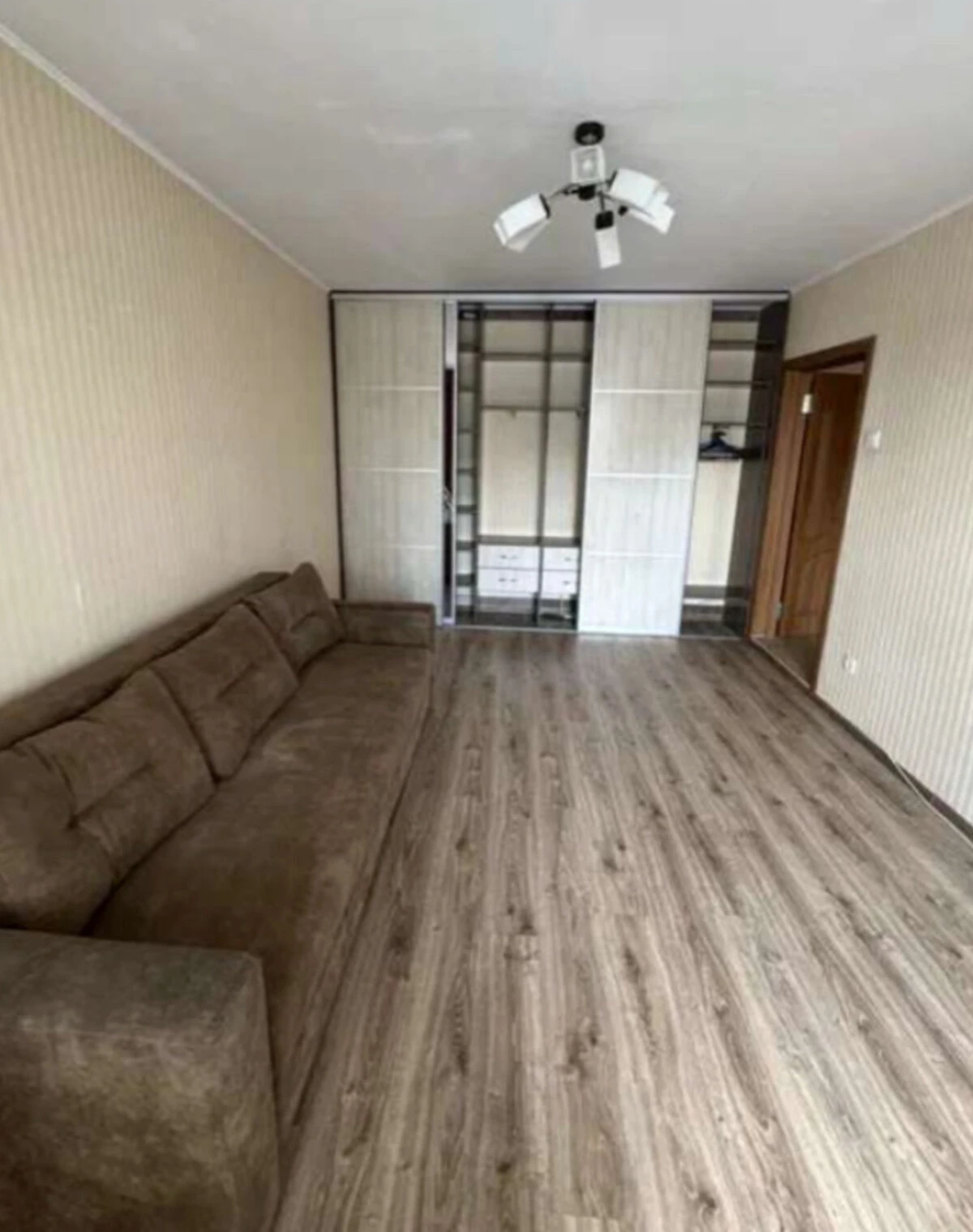 1-кімнатна квартира, Троєщина: зв'язок без світла - фото 2