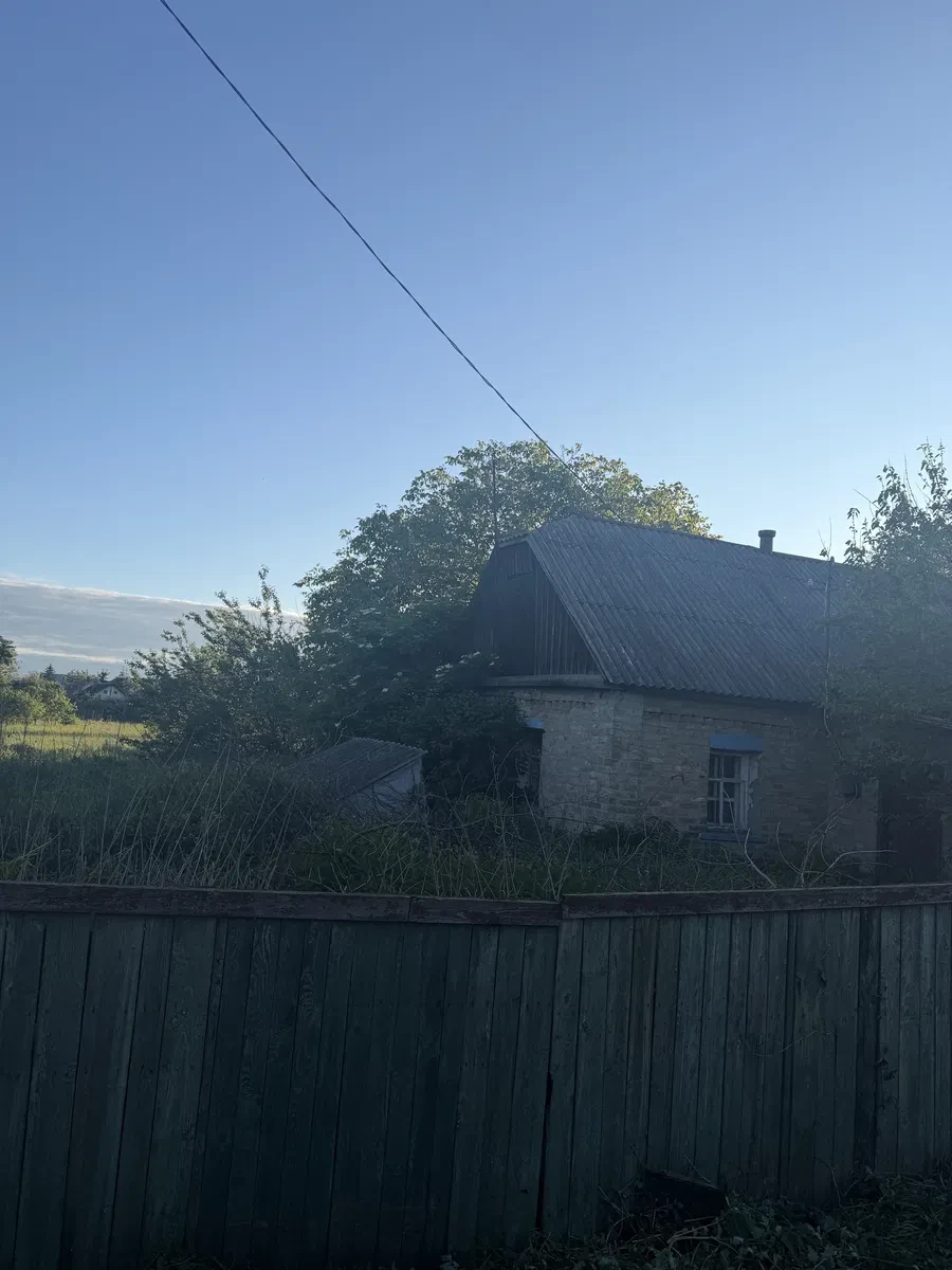 Ділянка 32 сотки, Лука: будинок і сарай, світло на ділянці - фото 3
