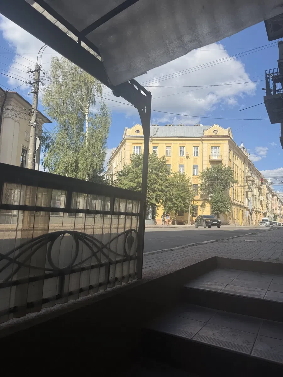 Приміщення, Чернівці: цокольний поверх, для будь-якого виду діяльності - фото 2