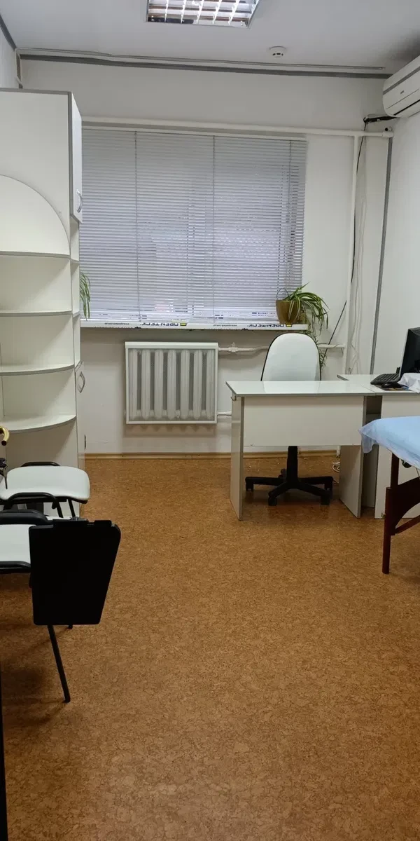 Кабінет, Шевченківський: генератор, укриття поруч - фото 3