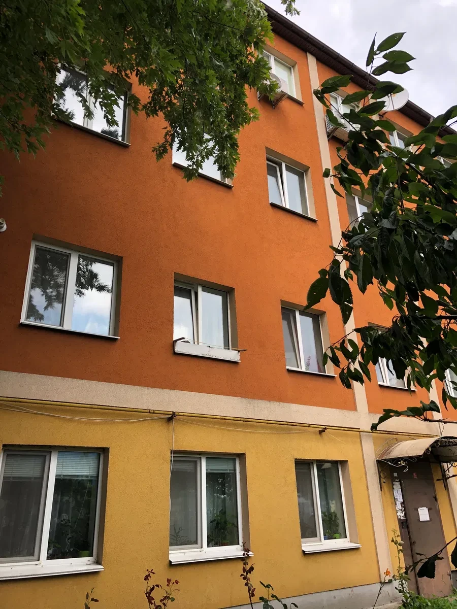2-кімнатна квартира, Рогозів: свіжий ремонт, утеплені стіни