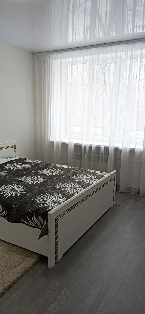 2-кімнатна квартира, Л.Українки: тепло під час відключень, місце у дворі - фото 3